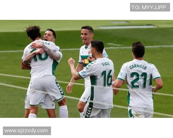 埃尔切主场迎战格拉纳达双方争夺关键三分的激烈对决